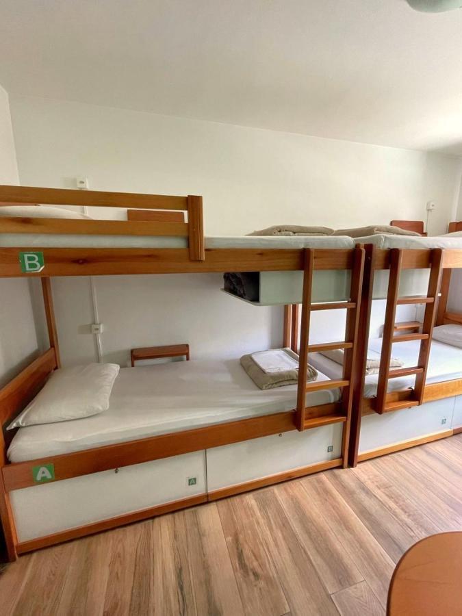 Jardim Botanico House Hostel กูรีตีบา ภายนอก รูปภาพ