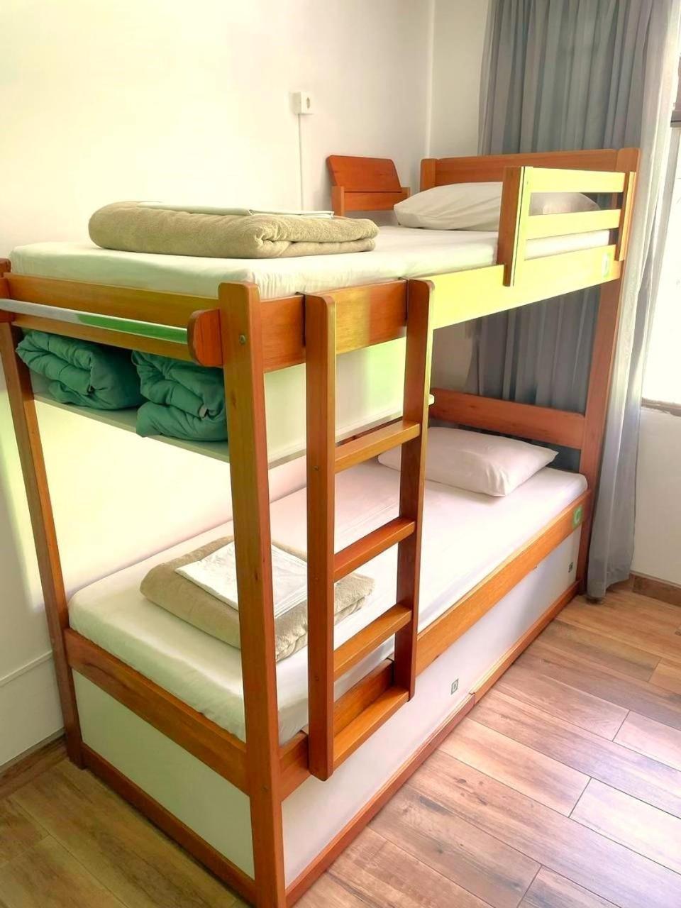 Jardim Botanico House Hostel กูรีตีบา ภายนอก รูปภาพ
