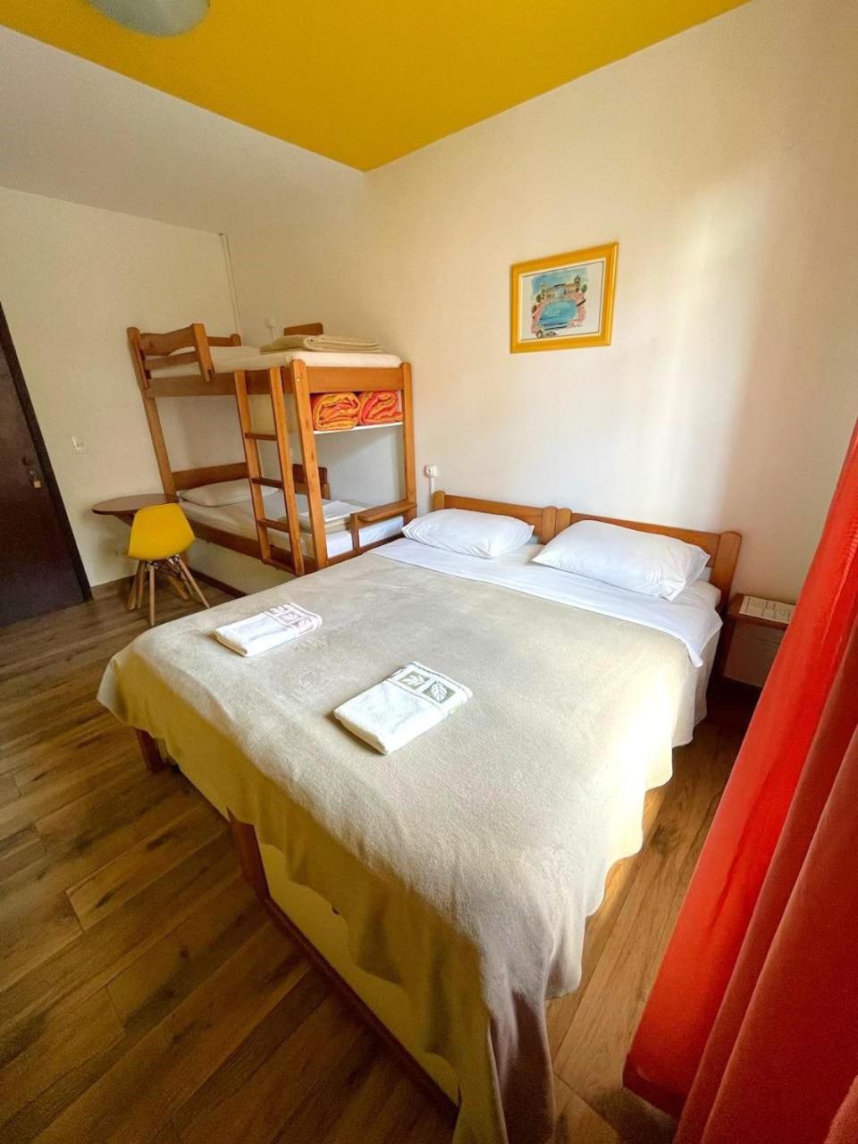 Jardim Botanico House Hostel กูรีตีบา ภายนอก รูปภาพ