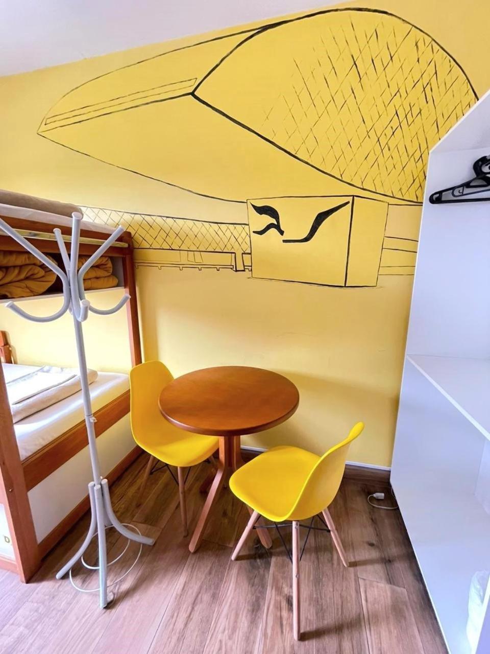 Jardim Botanico House Hostel กูรีตีบา ภายนอก รูปภาพ