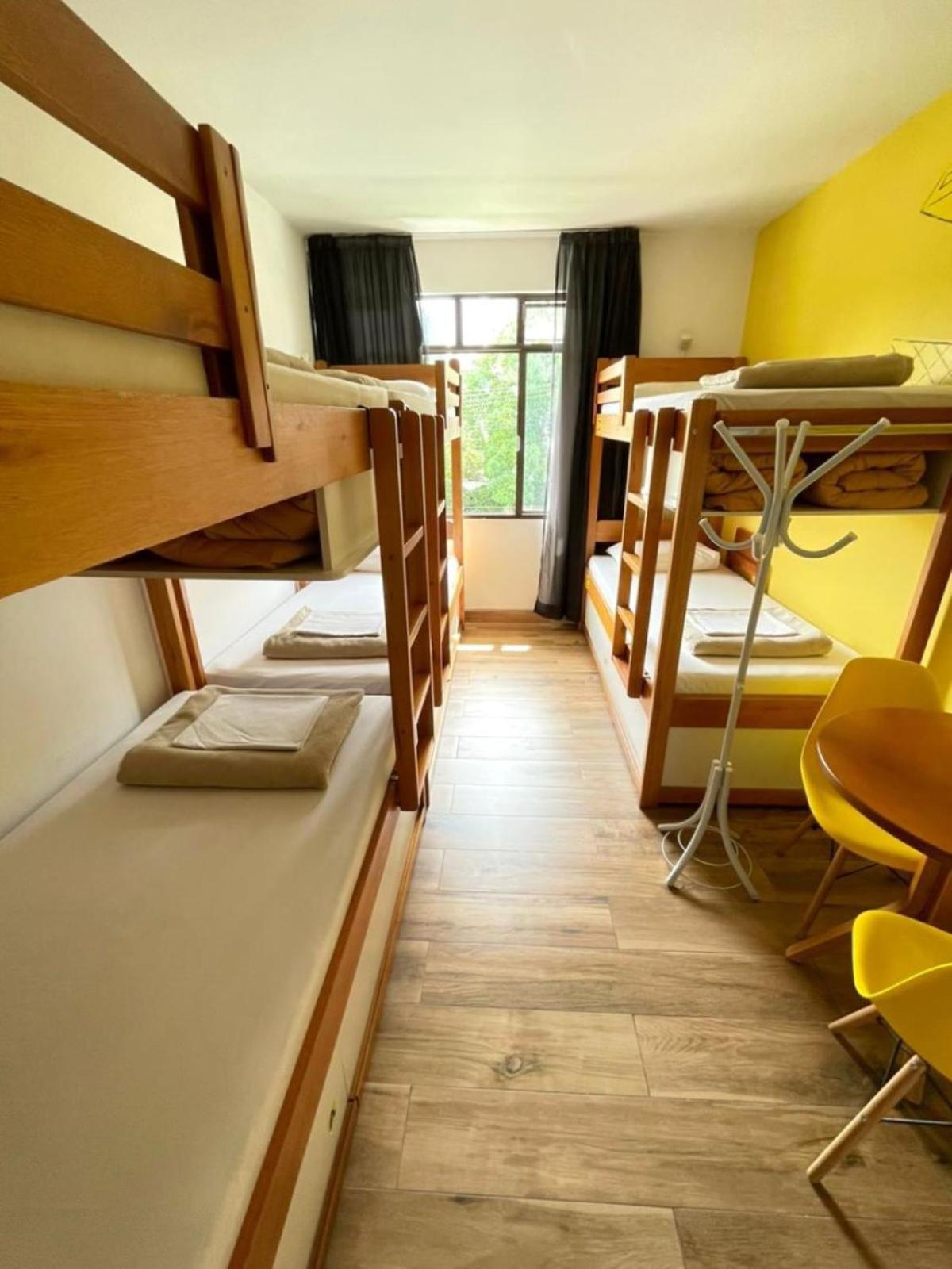 Jardim Botanico House Hostel กูรีตีบา ภายนอก รูปภาพ