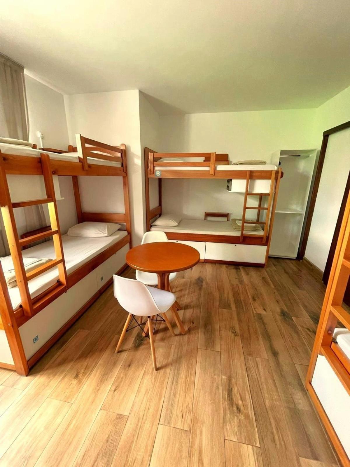 Jardim Botanico House Hostel กูรีตีบา ภายนอก รูปภาพ