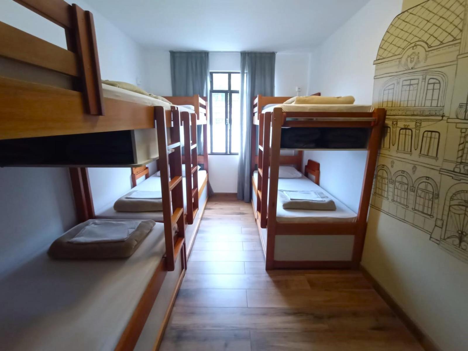 Jardim Botanico House Hostel กูรีตีบา ภายนอก รูปภาพ